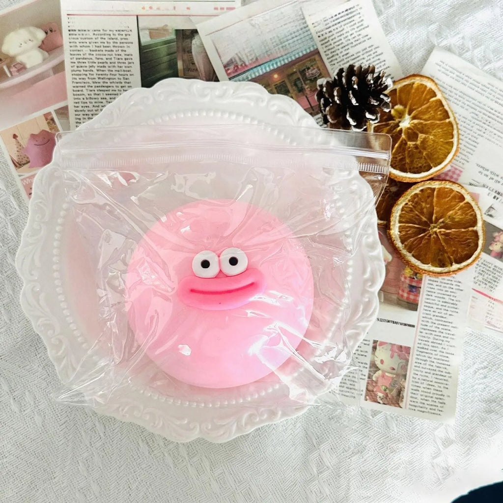 Dumpling Stress Relief Squishy Toy - Slow Rebound Pinch Toy for Adults and Children (1 Piece)